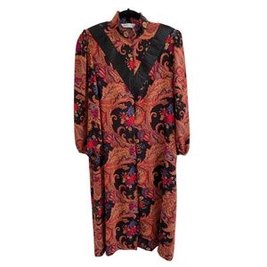 Model's Coat House Coat MuuMuu Size Small Floral Zip Front Robe Vintage